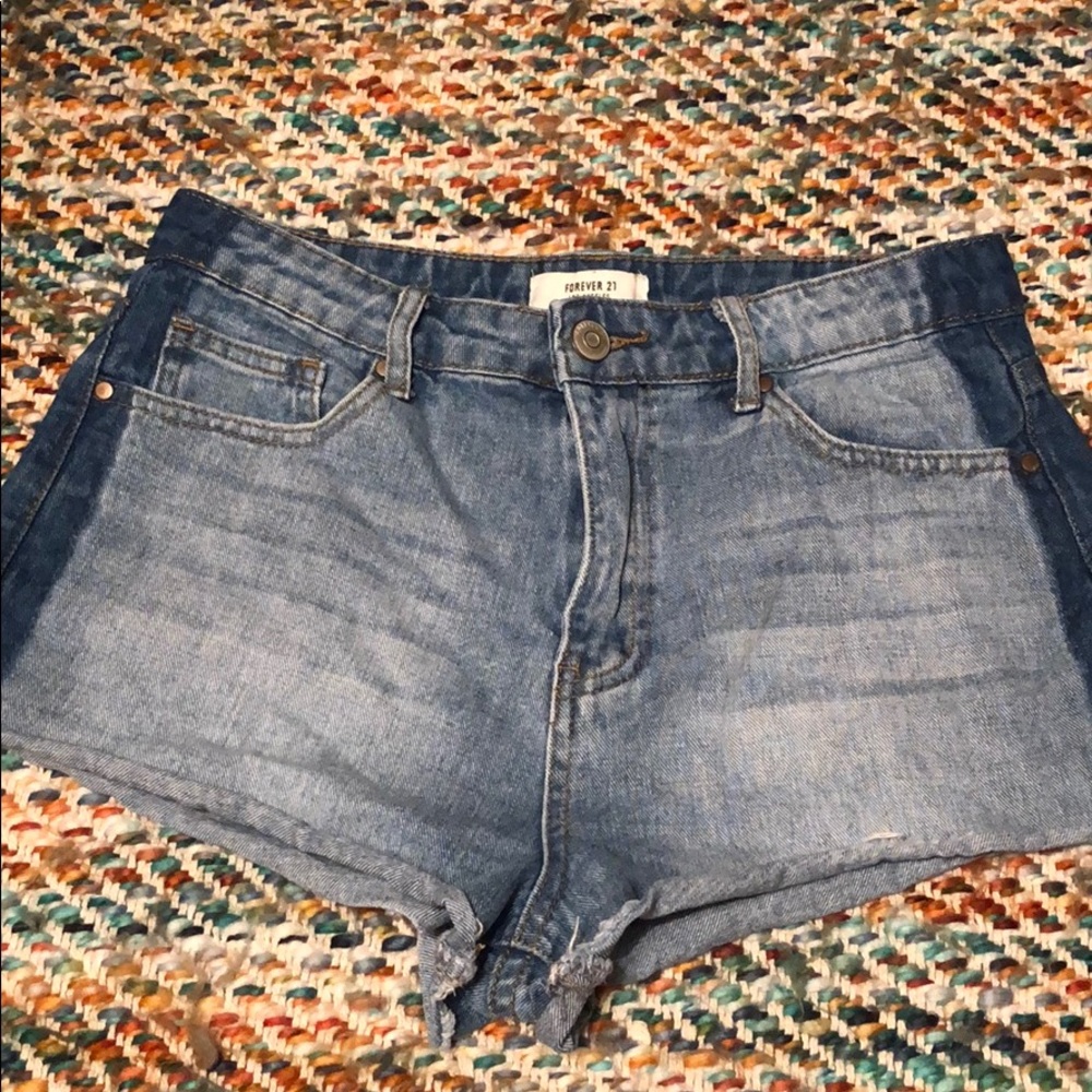 Two toned denim shorts